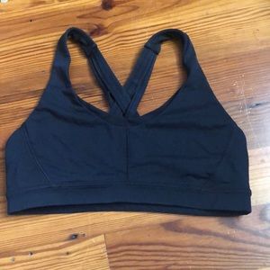 Lulu lemon energy sports bra size 6 black